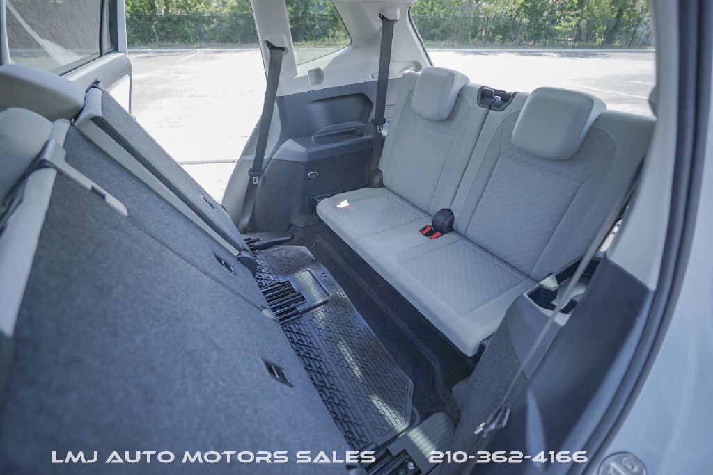 2018 Volkswagen Tiguan Image 29