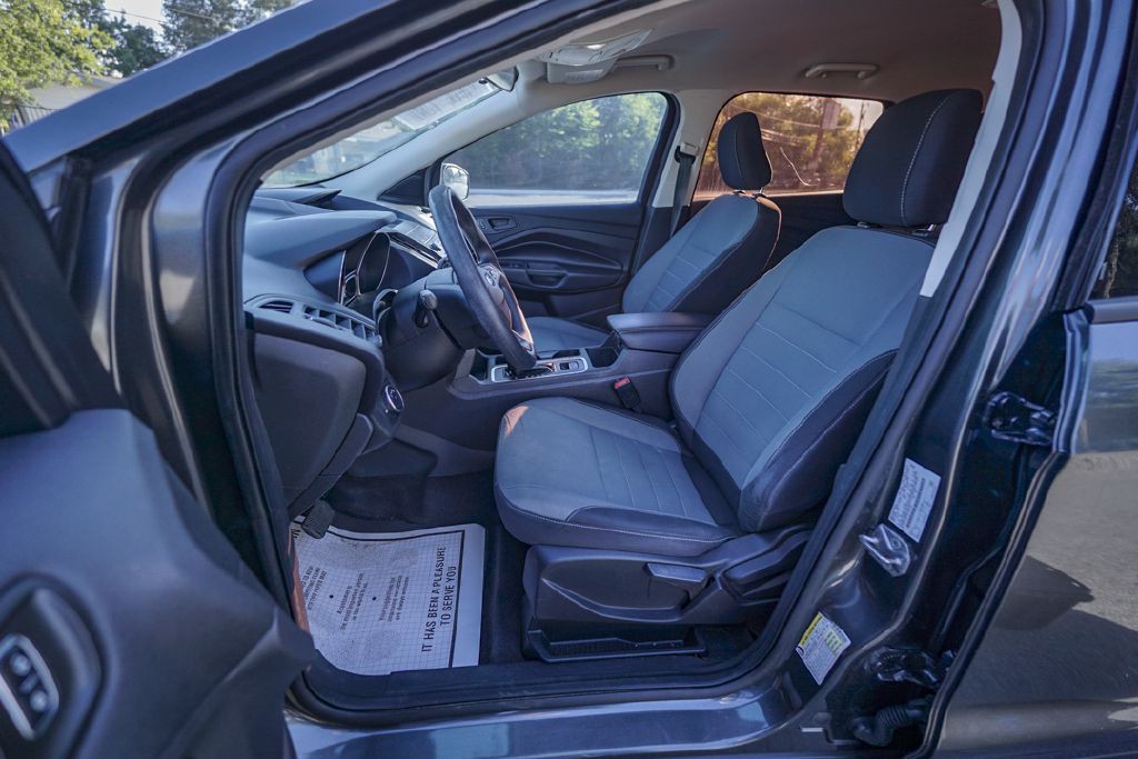 2019 Ford Escape Image 11