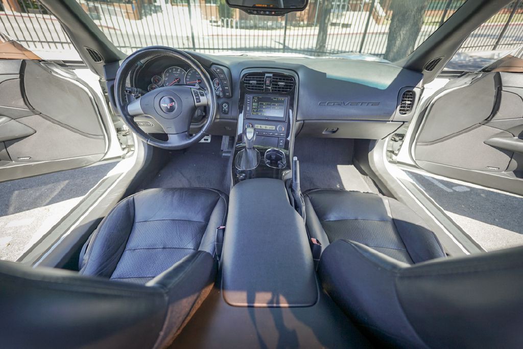 2008 Chevrolet Corvette Image 15