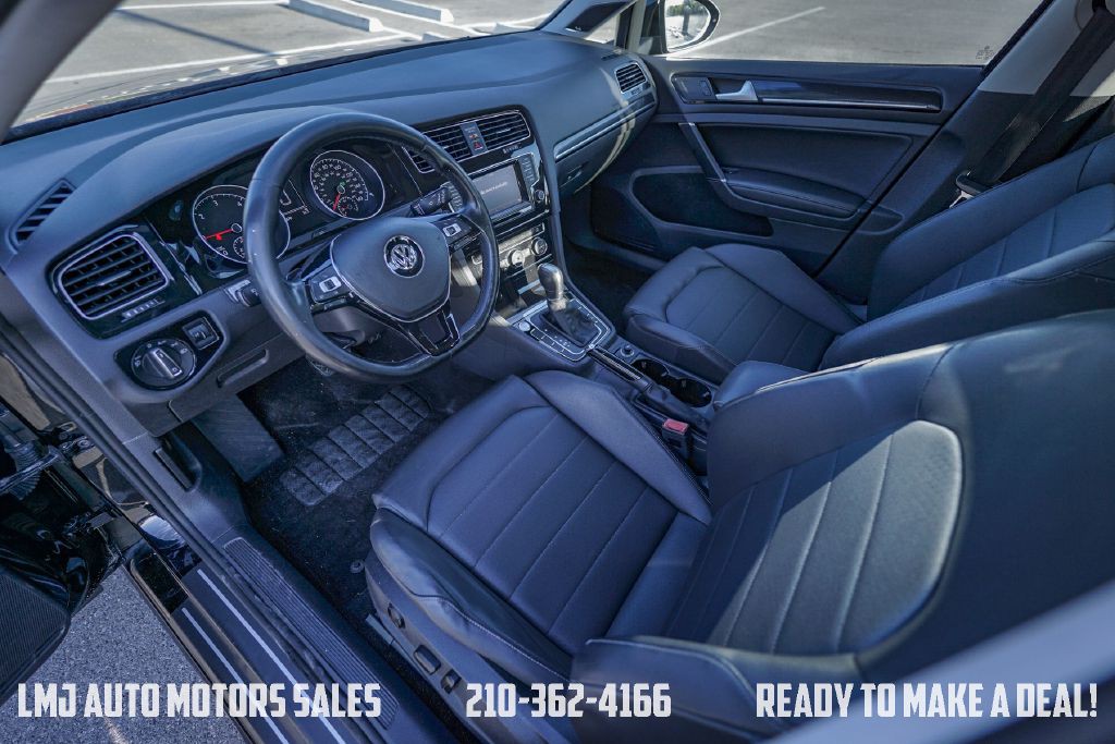 2015 Volkswagen Golf Image 12