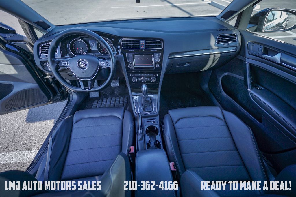 2015 Volkswagen Golf Image 14
