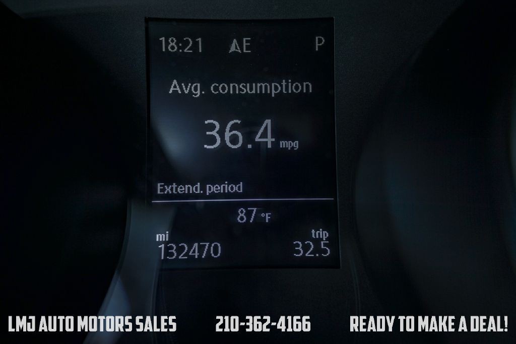 2015 Volkswagen Golf Image 16