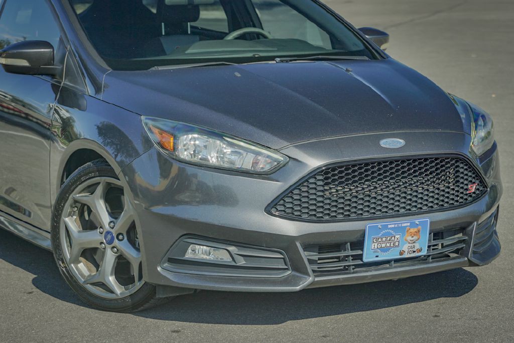 2017 Ford Focus Image 13