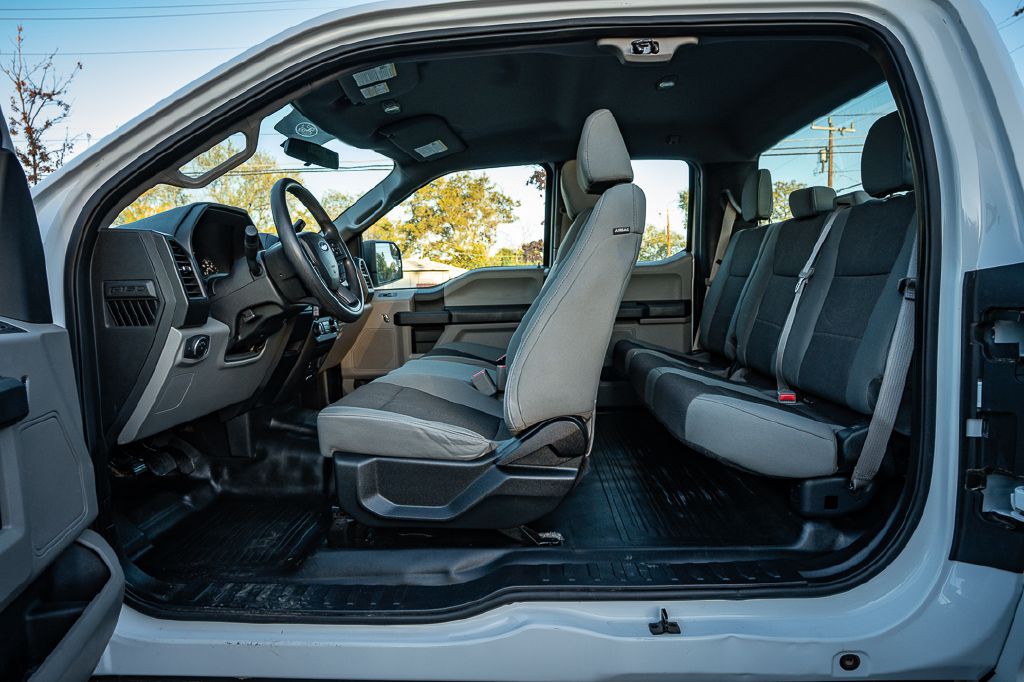 2017 Ford F-150 Image 11