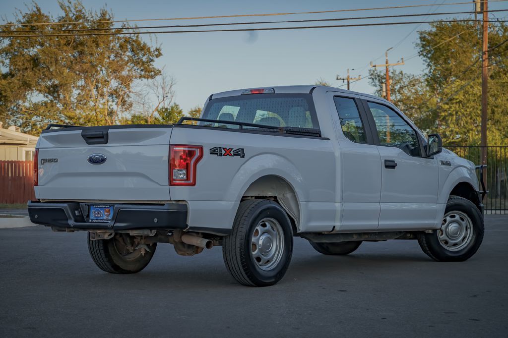 2017 Ford F-150 Image 4