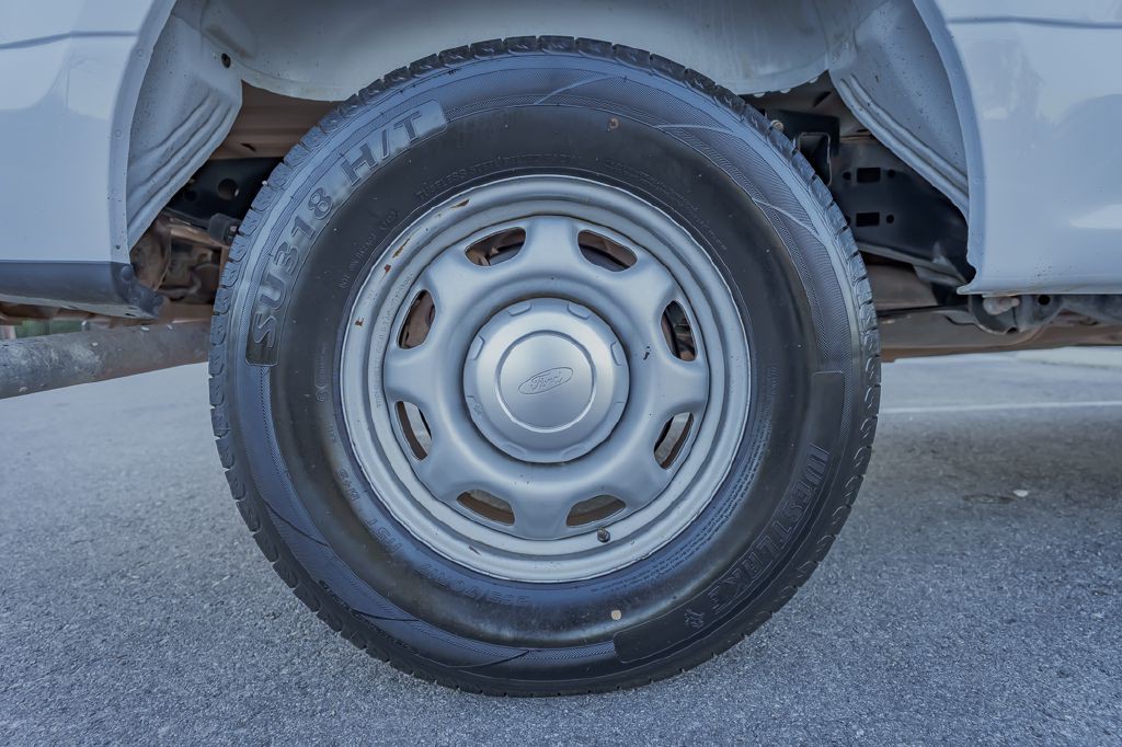 2017 Ford F-150 Image 36