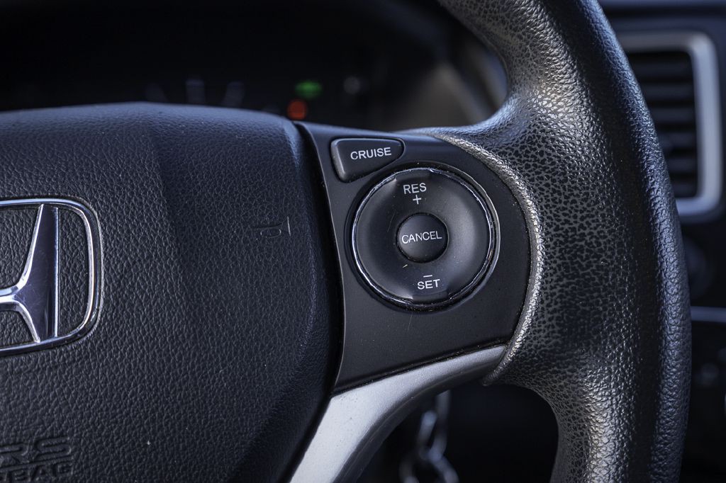 2015 Honda Civic Image 16