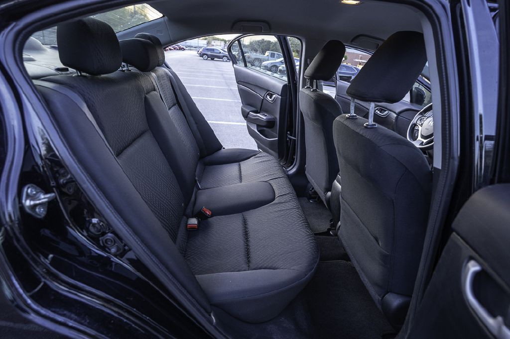 2015 Honda Civic Image 26