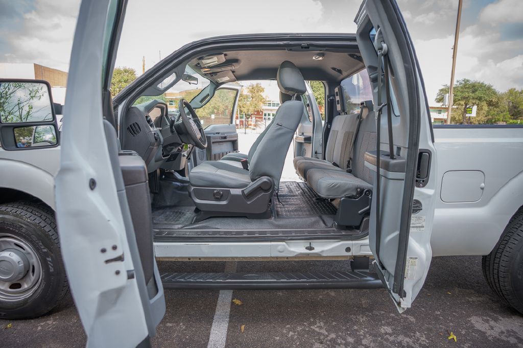 2015 Ford F-250 Image 23