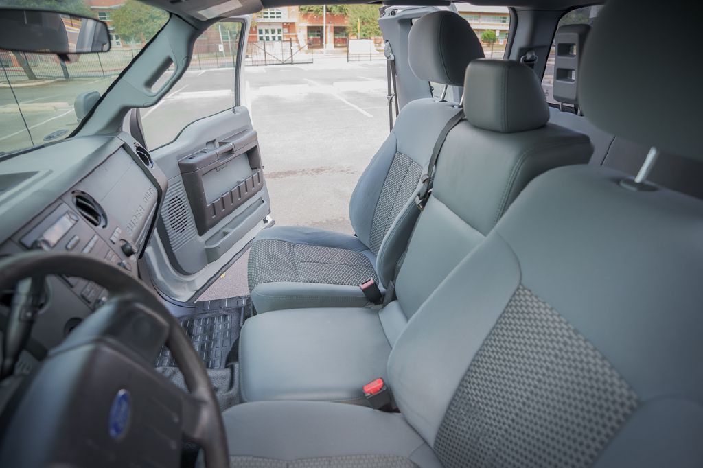 2015 Ford F-250 Image 34