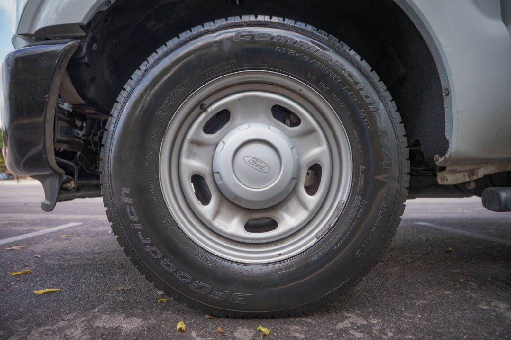 2015 Ford F-250 Image 38