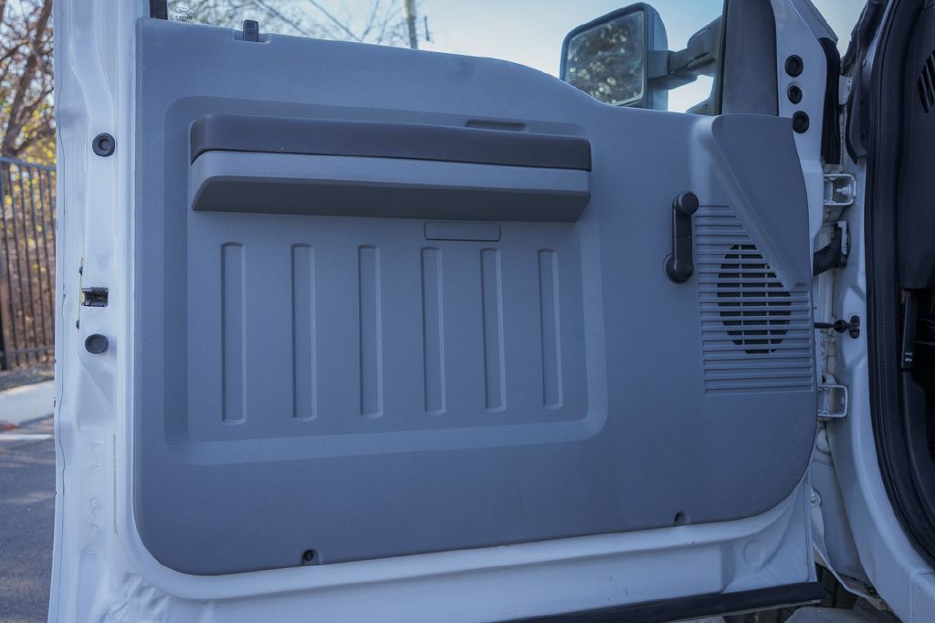 2013 Ford F-250 Image 10