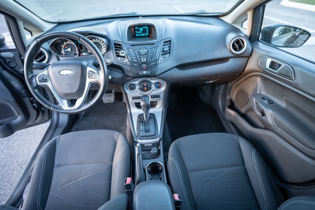 2016 Ford Fiesta Image 13