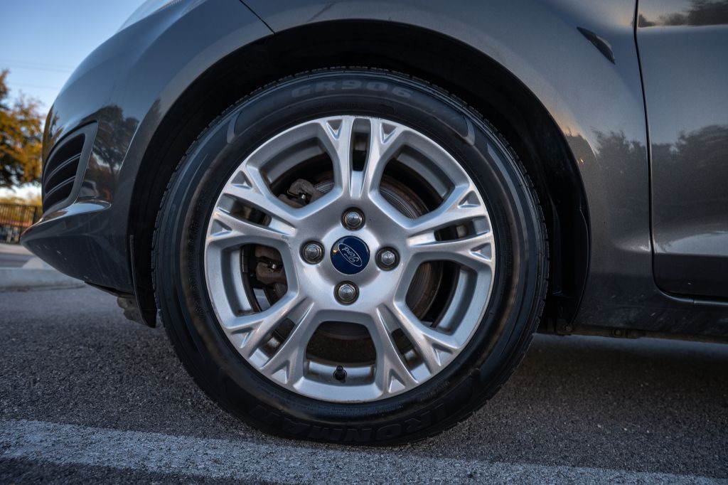 2016 Ford Fiesta Image 22