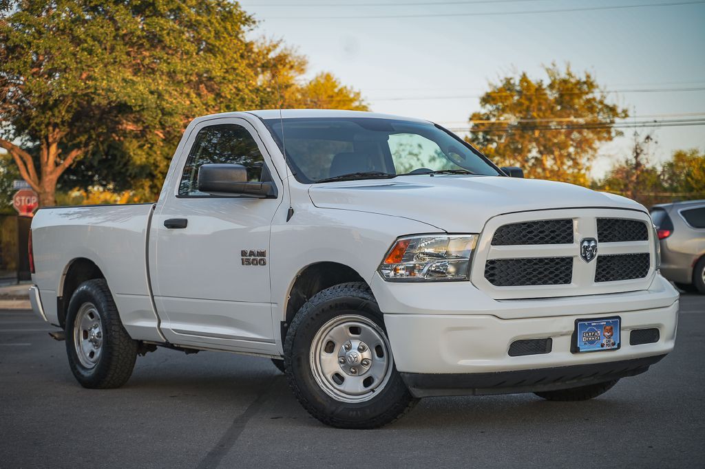 2017 RAM 1500 Image 3