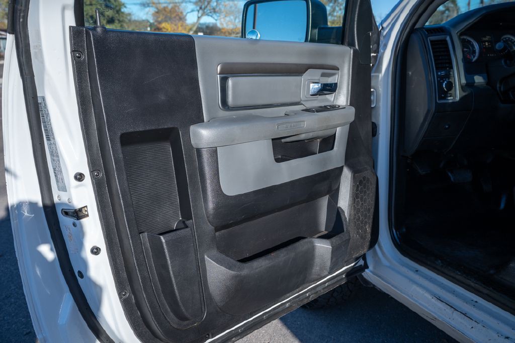 2017 RAM 1500 Image 13