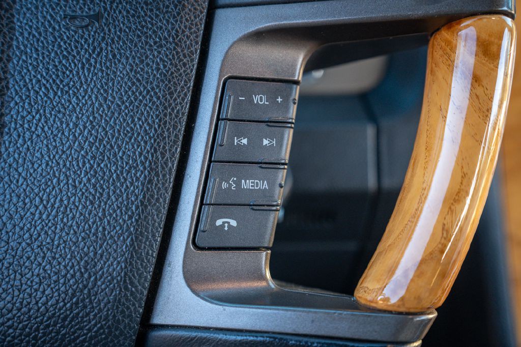 2012 Lincoln Navigator Image 18