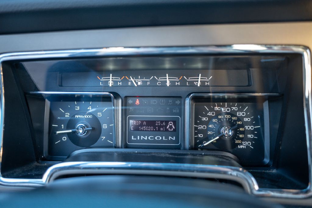 2012 Lincoln Navigator Image 20