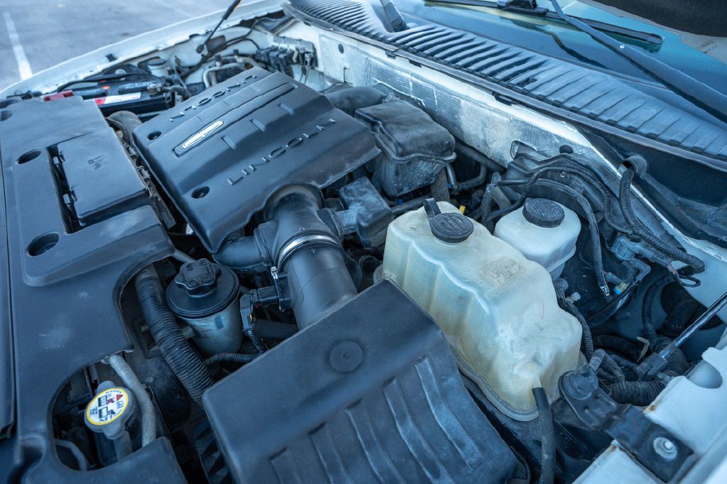 2012 Lincoln Navigator Image 49