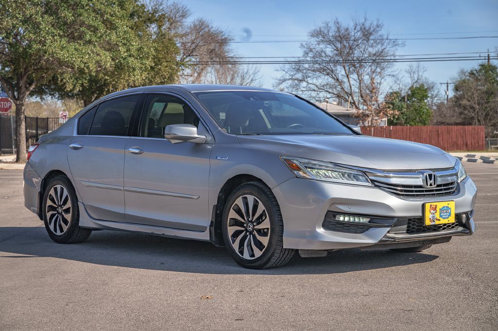 2017 Honda Accord Image 3