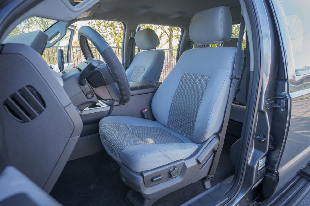 2012 Ford F-250 Image 21