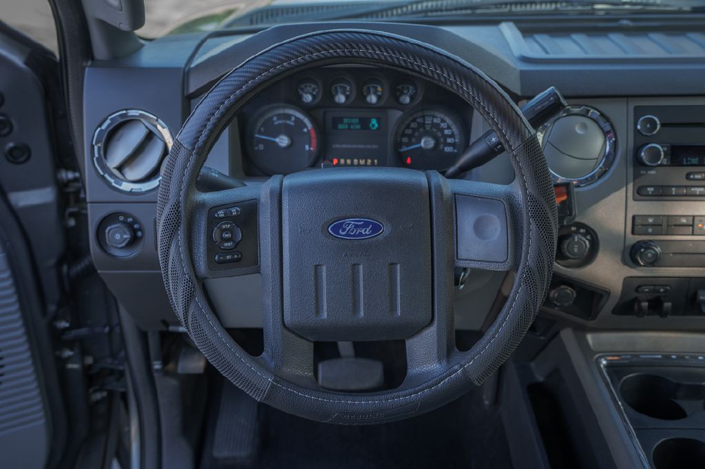 2012 Ford F-250 Image 24