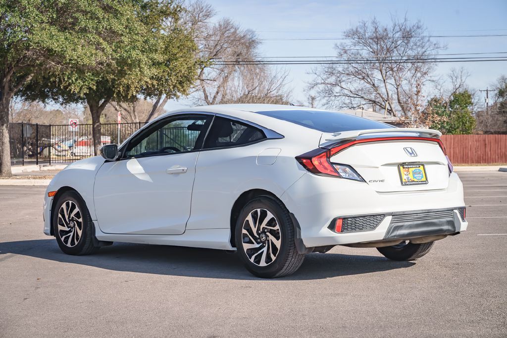 2016 Honda Civic Image 6