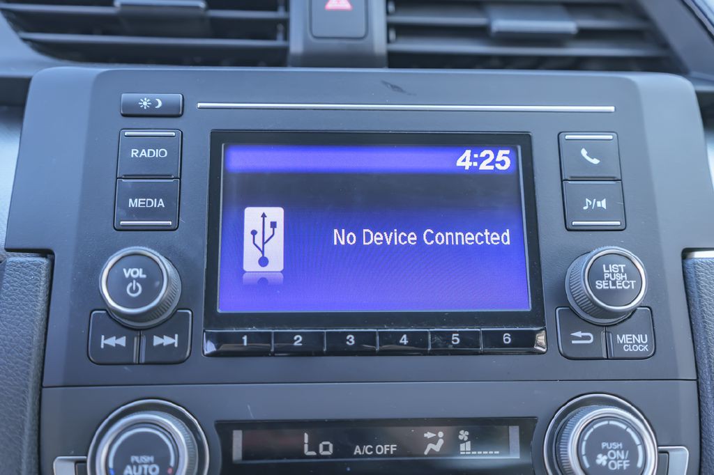 2016 Honda Civic Image 21