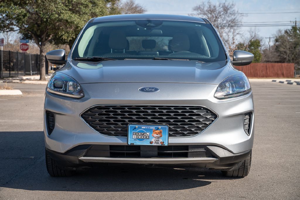 2021 Ford Escape Image 2