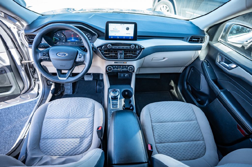 2021 Ford Escape Image 13