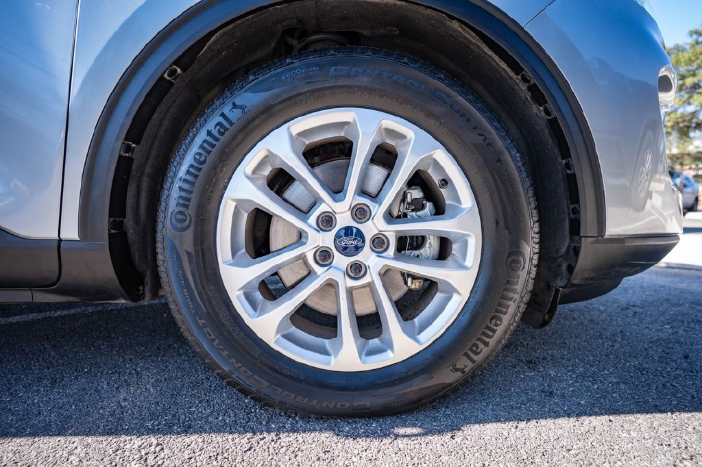 2021 Ford Escape Image 34