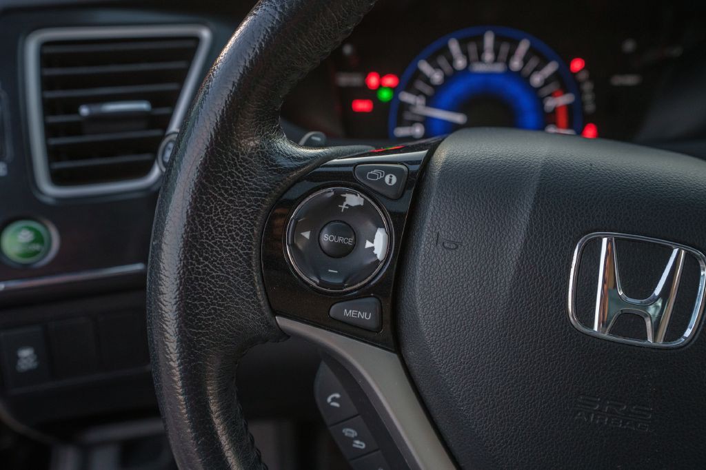 2015 Honda Civic Image 15