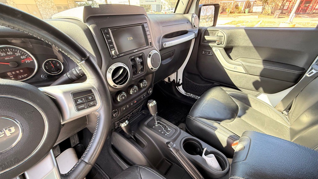 2016 Jeep Wrangler Unlimited Image 21