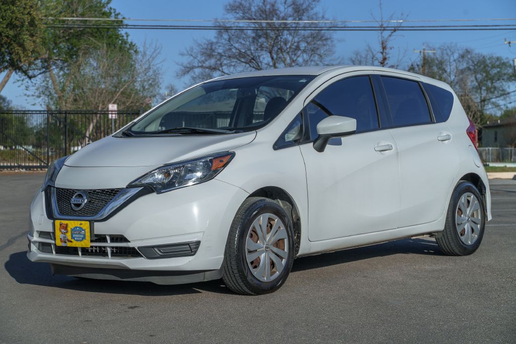 2017 Nissan Versa Image 1