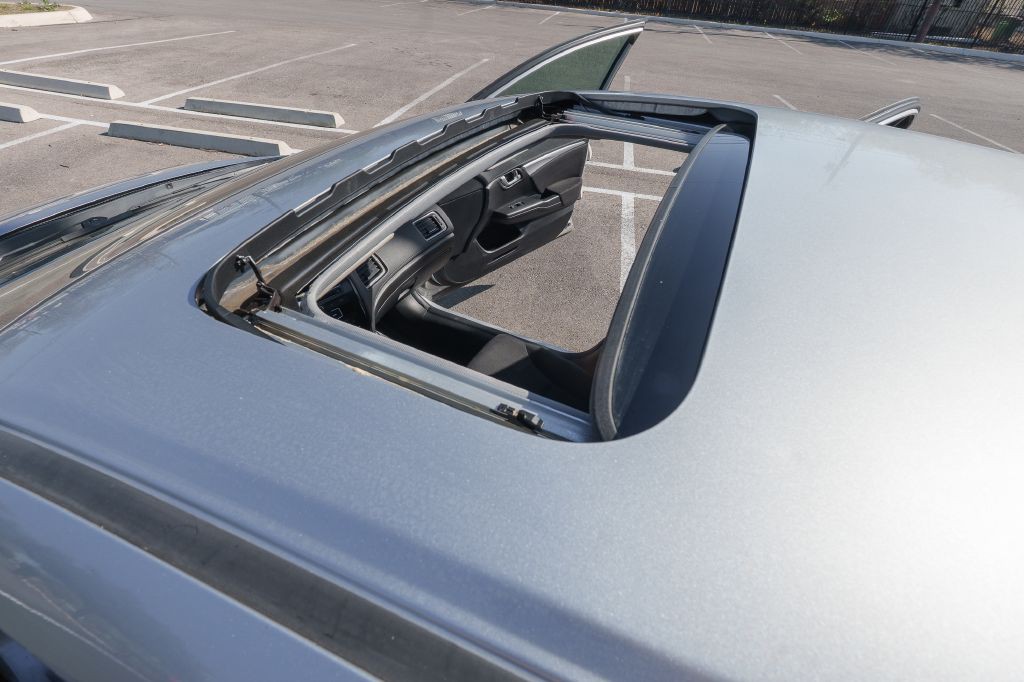 2013 Honda Civic Image 21