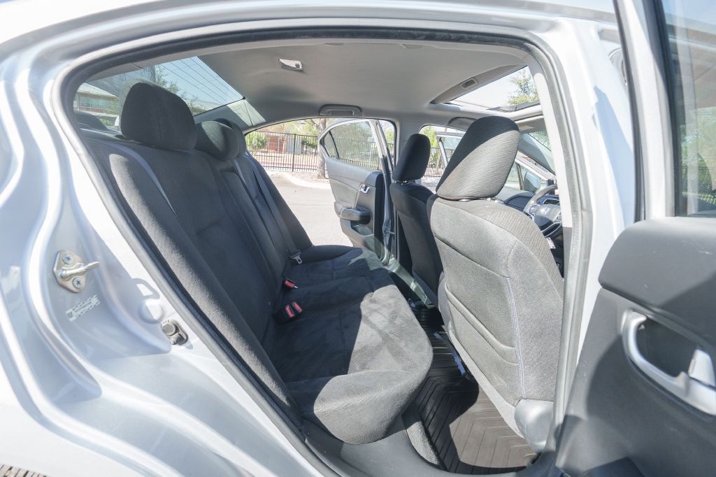 2013 Honda Civic Image 23