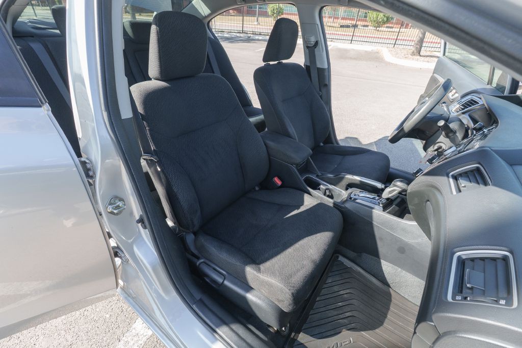 2013 Honda Civic Image 24