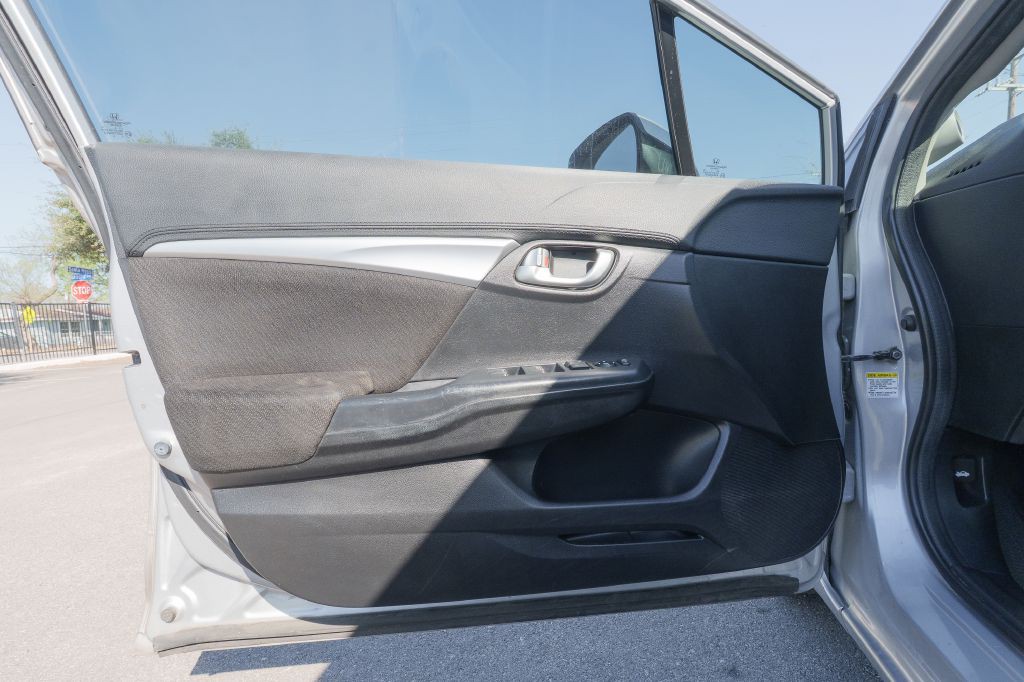 2013 Honda Civic Image 10