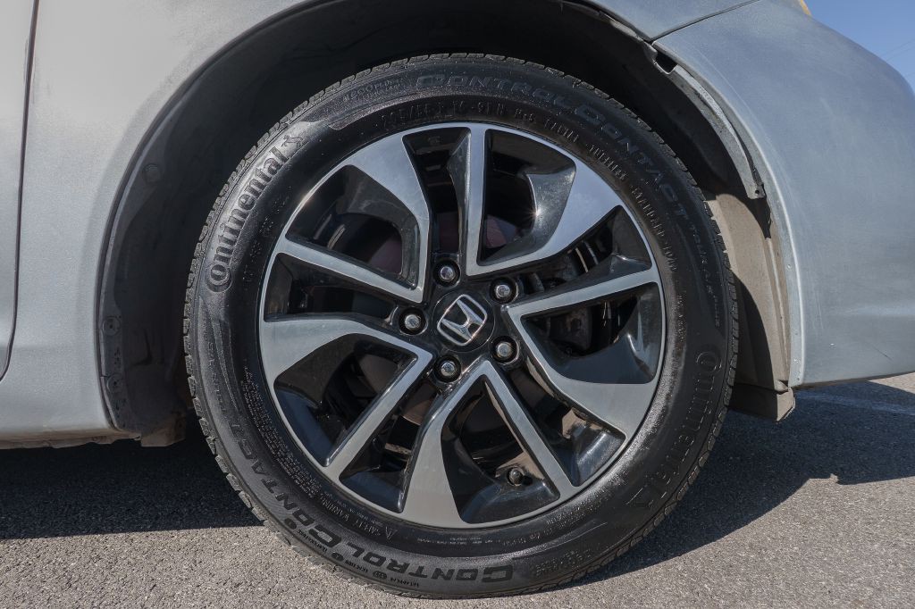 2013 Honda Civic Image 28