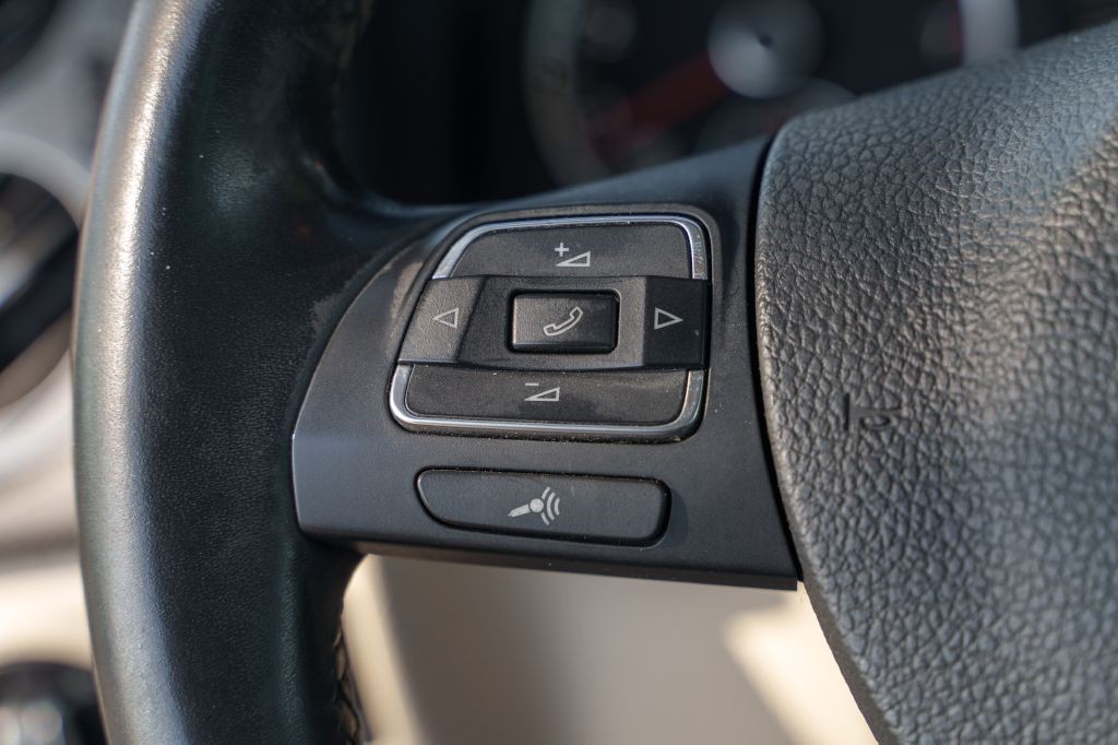 2016 Volkswagen Tiguan Image 18