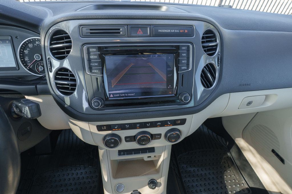 2016 Volkswagen Tiguan Image 20