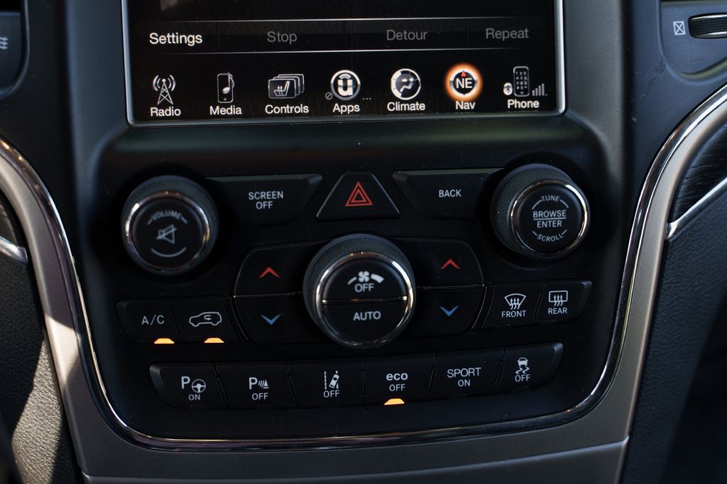 2017 Jeep Grand Cherokee Image 20