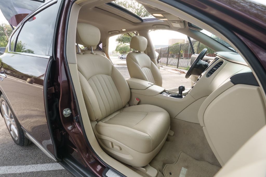 2016 INFINITI QX50 Image 8