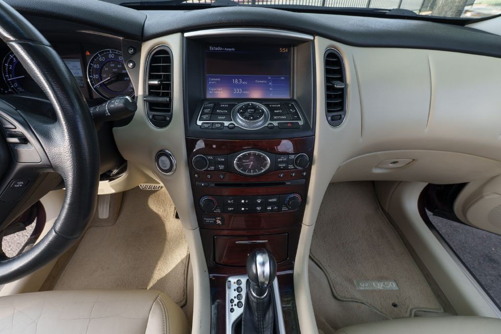 2016 INFINITI QX50 Image 15