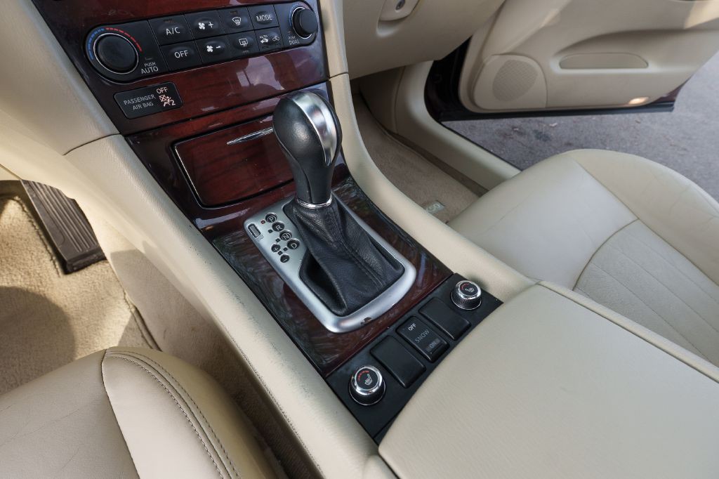 2016 INFINITI QX50 Image 18