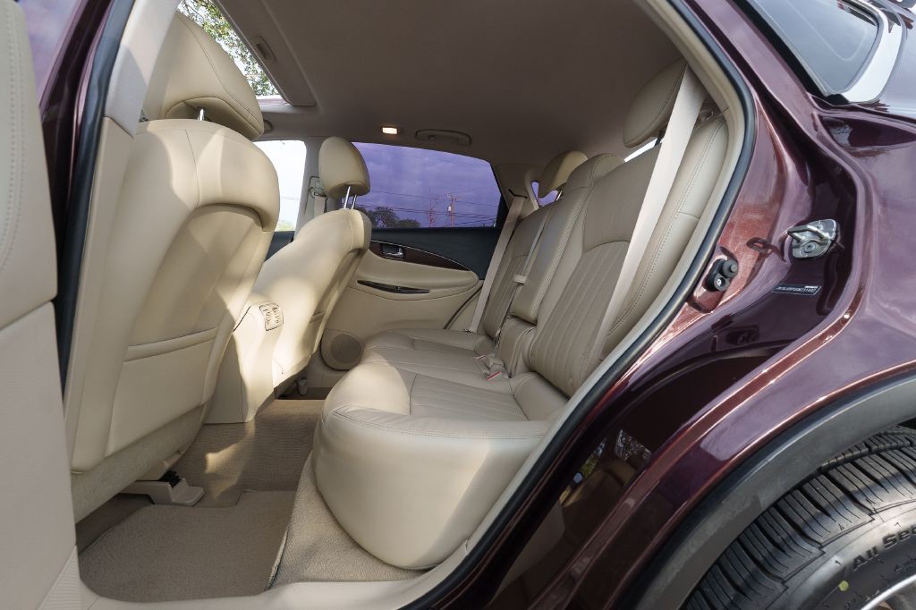 2016 INFINITI QX50 Image 21
