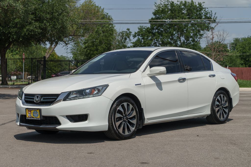 2015 Honda Accord Image 1