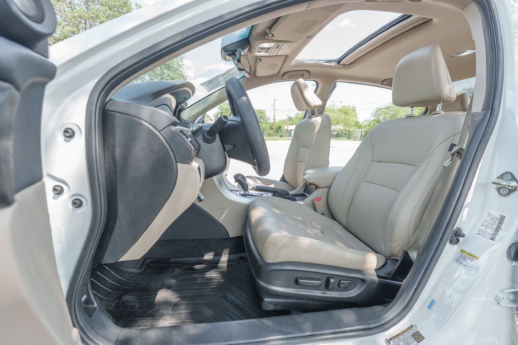 2015 Honda Accord Image 8