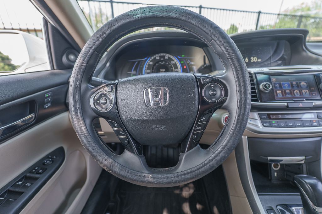 2015 Honda Accord Image 20