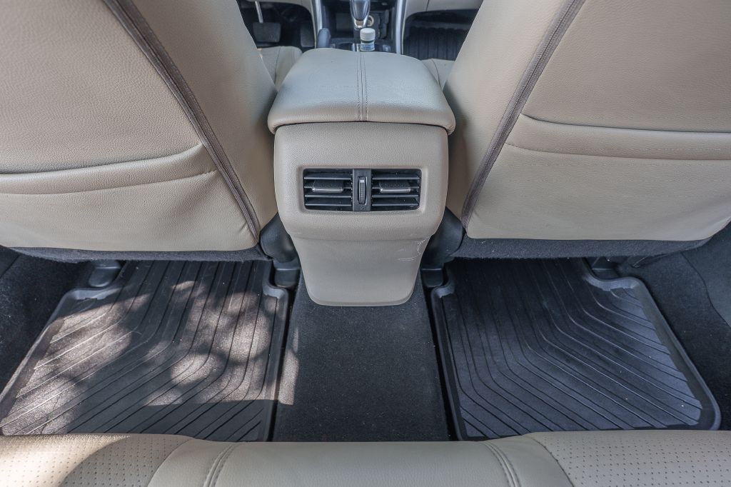 2015 Honda Accord Image 27
